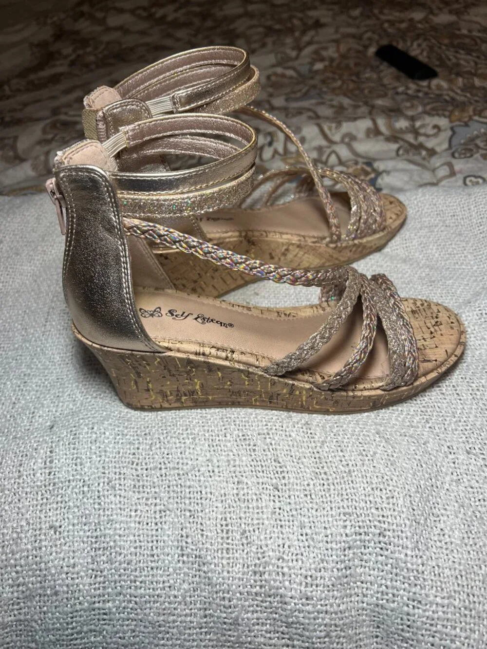 Self Esteem Girls Rose Gold Glitter Cork Wedge Sandals Size 3 – Worn Once – EUC